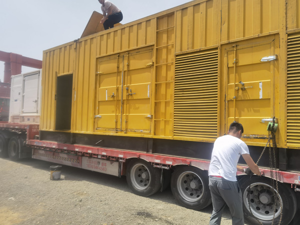 阳东发电机出租100KW发电机需要什么规格的电缆线？