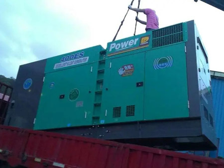 阳东柴油发电机组转速不稳定时，如何对发动机进行维护？